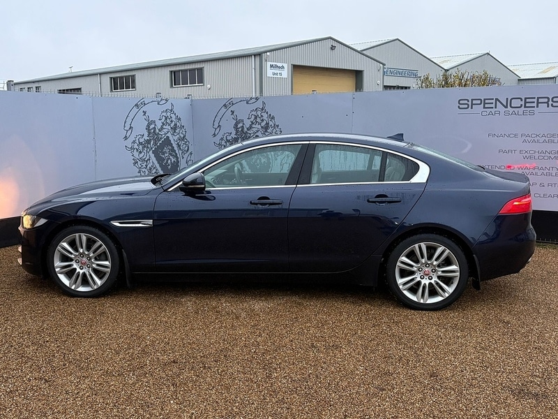 Used Jaguar XE for sale - 76725154: Photo 4