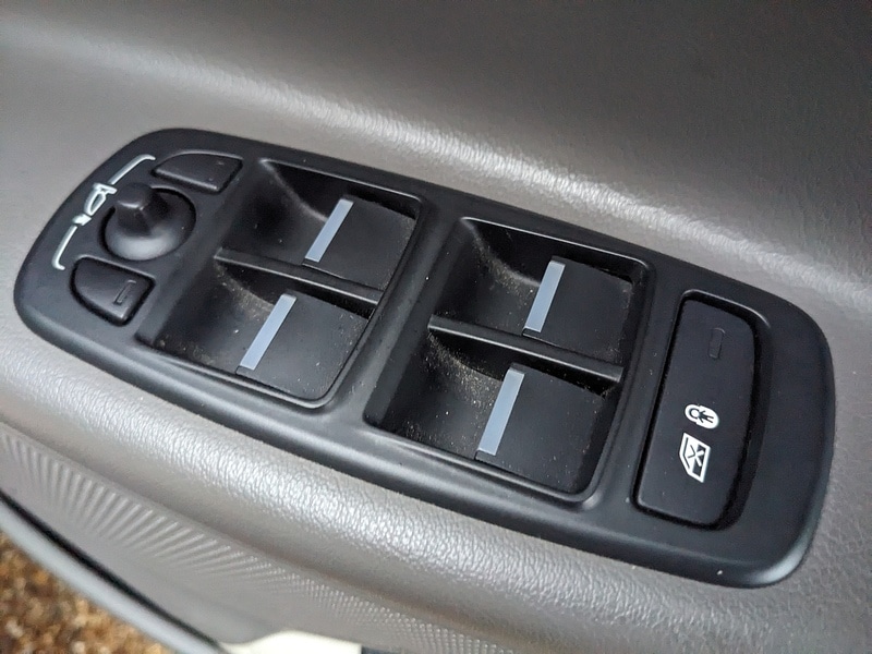 Used Jaguar XE for sale - 76725154: Photo 40