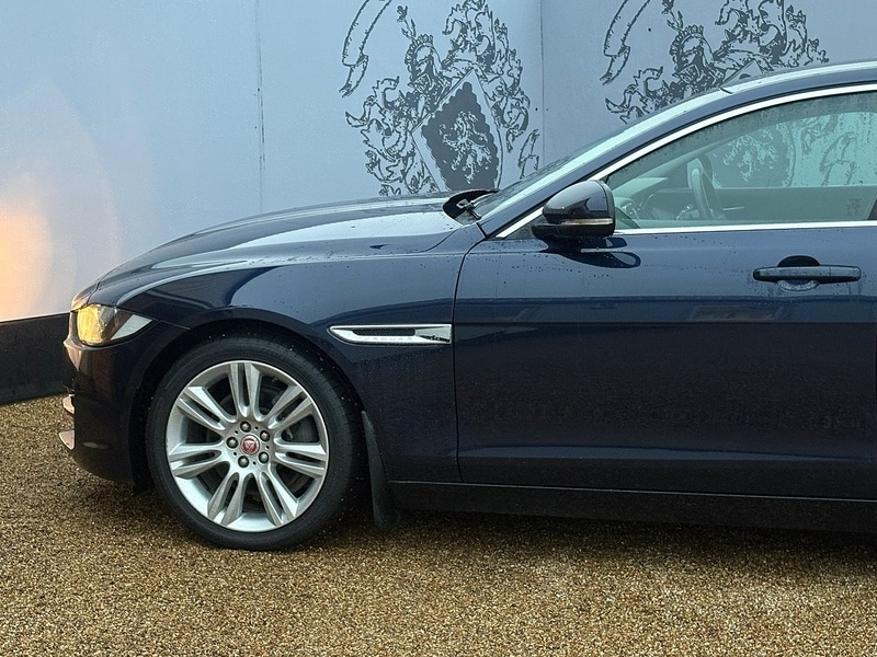Used Jaguar XE for sale - 76725154: Photo 5