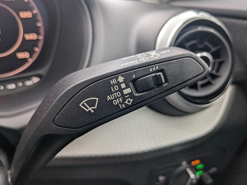 Used Audi Q2 2021 for sale - 76982540: Photo 25