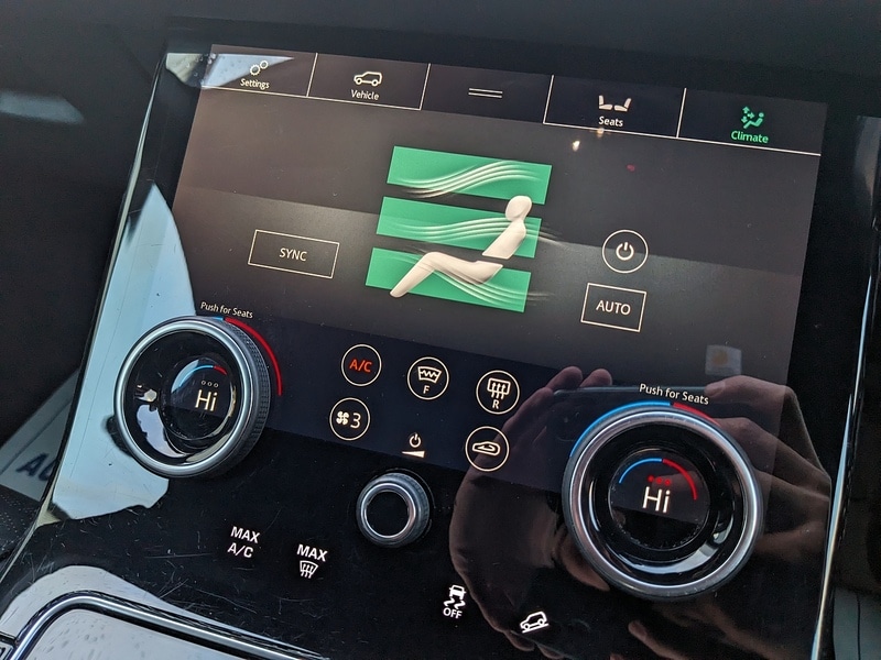 Used Land Rover Range Rover Velar 2018 for sale - 76628594: Photo 37