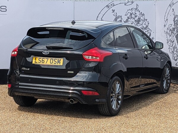 Used Ford Focus 2017 for sale - 74743338: Photo 9
