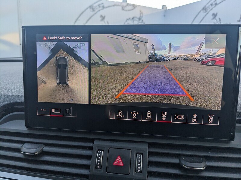 Used Audi Q5 2023 for sale - 76969736: Photo 32