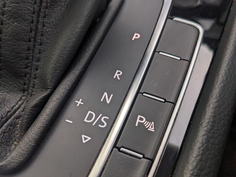 Used Volkswagen Golf 2015 for sale - 77072869: Photo 26