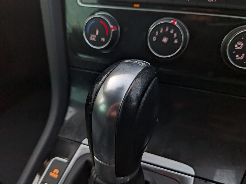 Used Volkswagen Golf 2015 for sale - 77072869: Photo 27