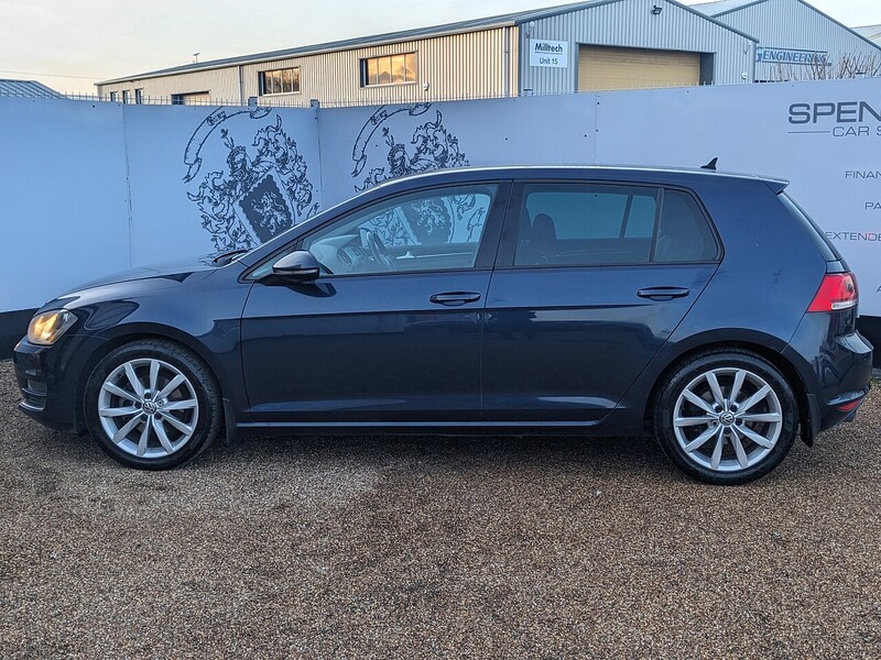 Used Volkswagen Golf 2015 for sale - 77072869: Photo 35