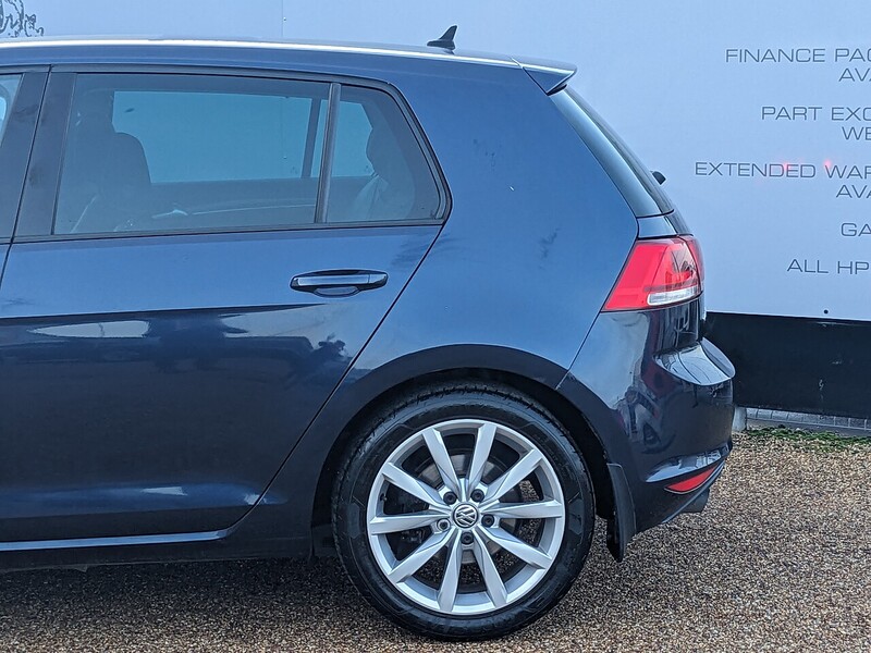 Used Volkswagen Golf 2015 for sale - 77072869: Photo 37