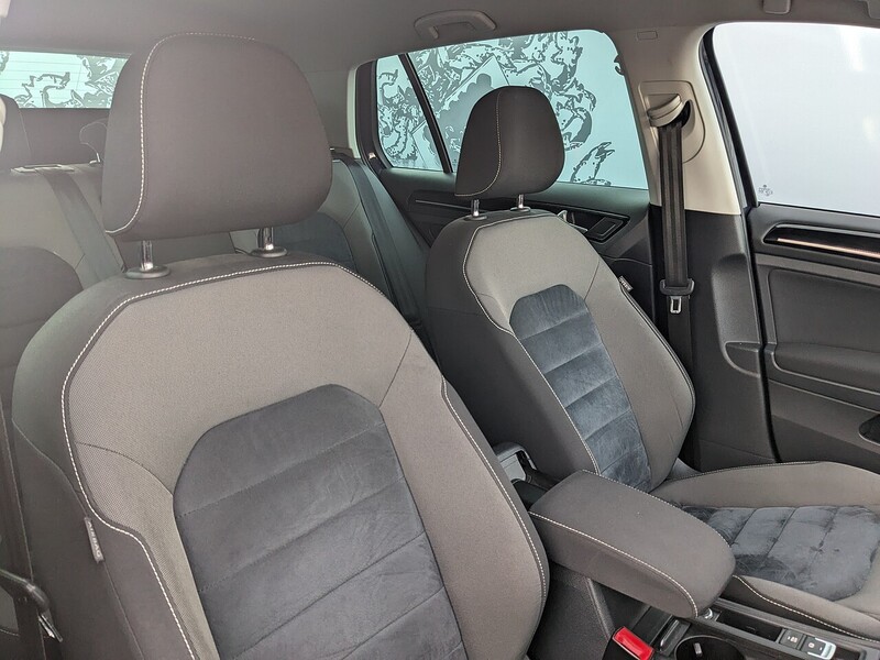 Used Volkswagen Golf 2015 for sale - 77072869: Photo 5