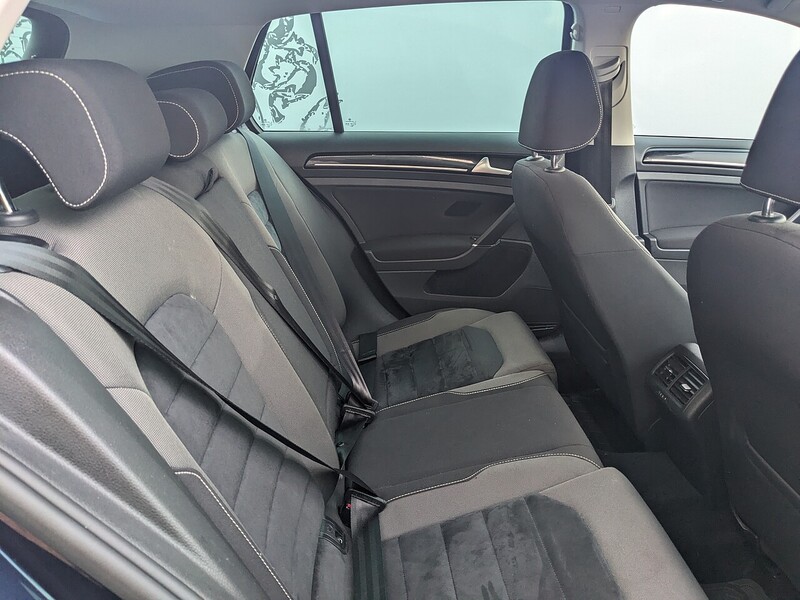 Used Volkswagen Golf 2015 for sale - 77072869: Photo 6