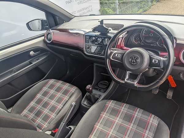 Used Volkswagen up! 2018 for sale - 74387768: Photo 14
