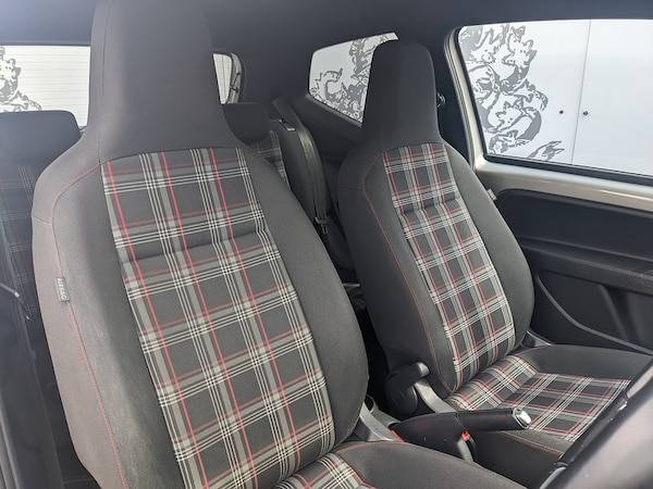 Used Volkswagen up! 2018 for sale - 74387768: Photo 15