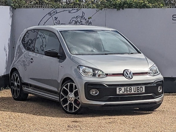 Used Volkswagen up! 2018 for sale - 74387768: Photo 1