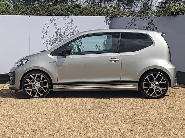 Used Volkswagen up! 2018 for sale - 74387768: Photo 4