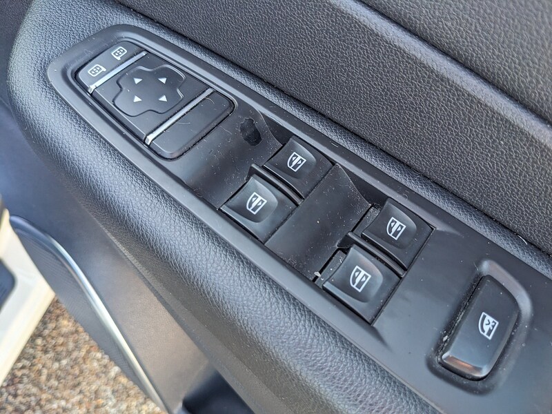 Used Renault Captur 2018 for sale - 76006747: Photo 24