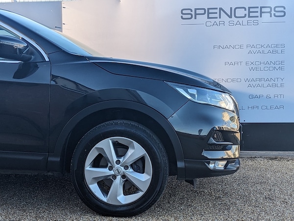 Used Nissan Qashqai 2017 for sale - 76065040: Photo 11