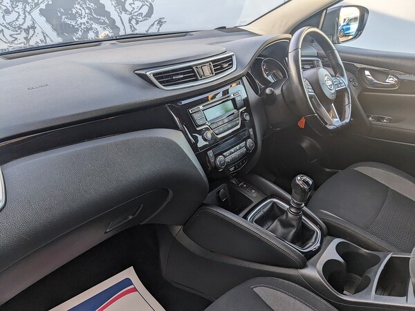 Used Nissan Qashqai 2017 for sale - 76065040: Photo 14