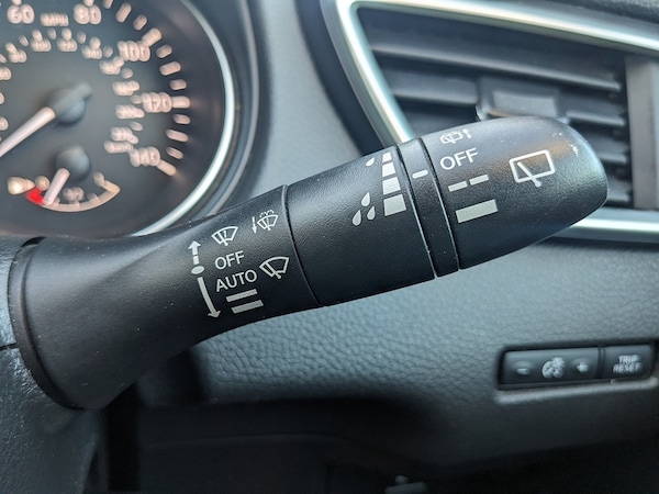 Used Nissan Qashqai 2017 for sale - 76065040: Photo 24