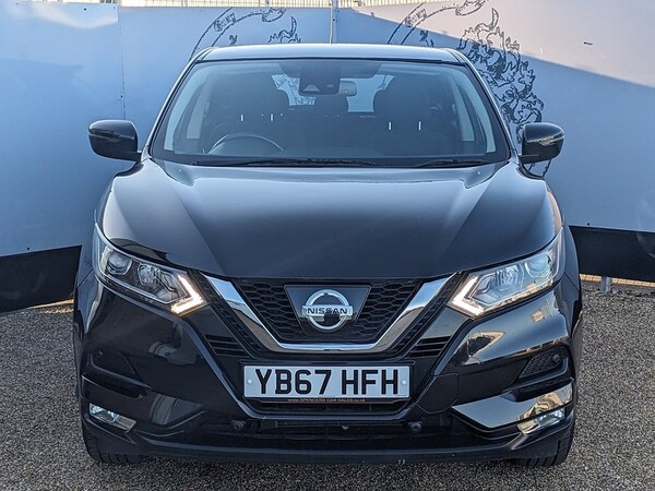 Used Nissan Qashqai 2017 for sale - 76065040: Photo 2