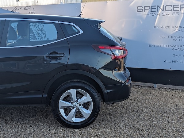 Used Nissan Qashqai 2017 for sale - 76065040: Photo 6