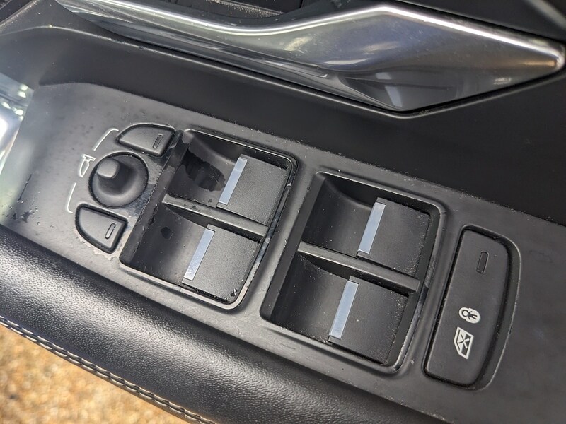 Used Jaguar E-Pace 2018 for sale - 77107264: Photo 23