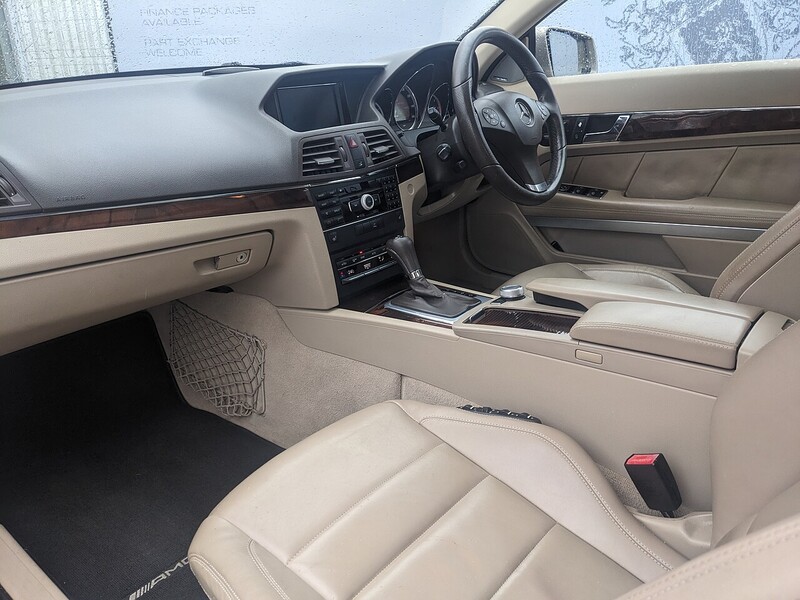Used Mercedes-Benz E Class 2010 for sale - 77384778: Photo 12