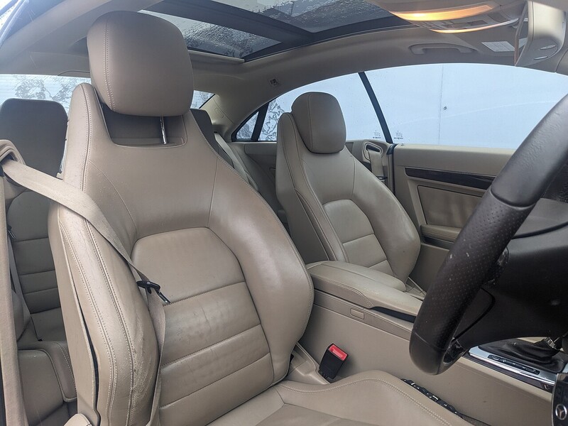 Used Mercedes-Benz E Class 2010 for sale - 77384778: Photo 14