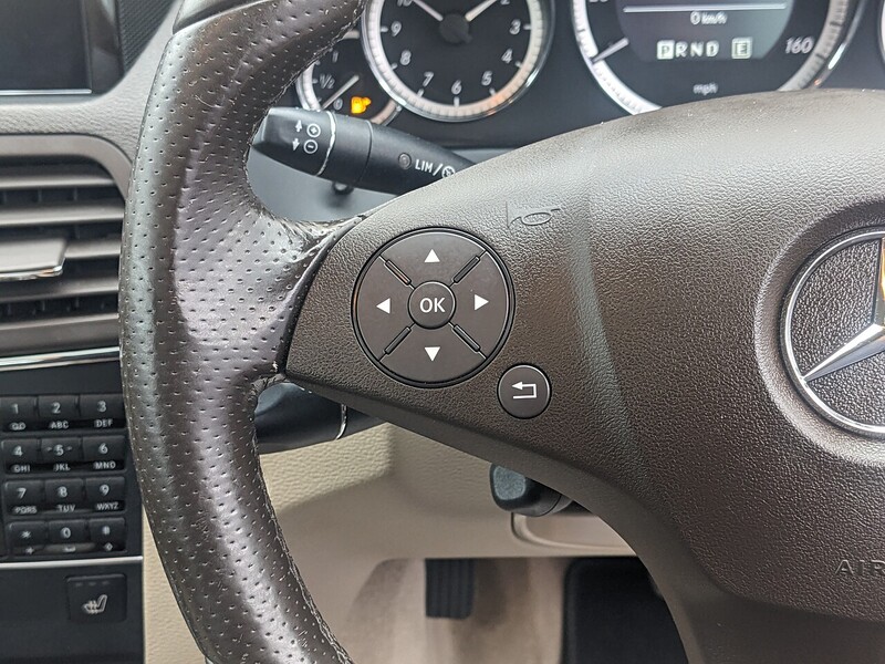 Used Mercedes-Benz E Class 2010 for sale - 77384778: Photo 19