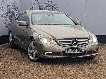 Used Mercedes-Benz E Class 2010 for sale - 77384778: Photo