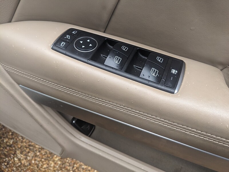 Used Mercedes-Benz E Class 2010 for sale - 77384778: Photo 23