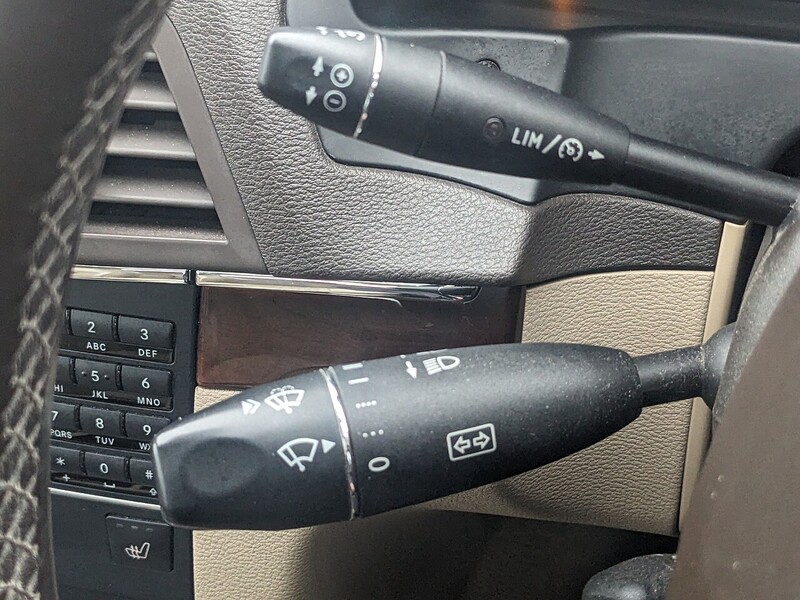 Used Mercedes-Benz E Class 2010 for sale - 77384778: Photo 25