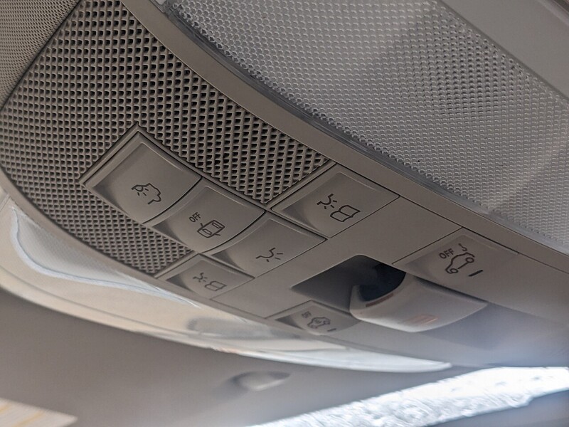 Used Mercedes-Benz E Class 2010 for sale - 77384778: Photo 28