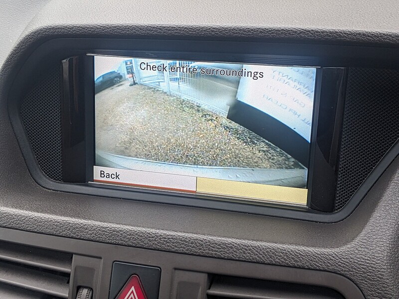 Used Mercedes-Benz E Class 2010 for sale - 77384778: Photo 30