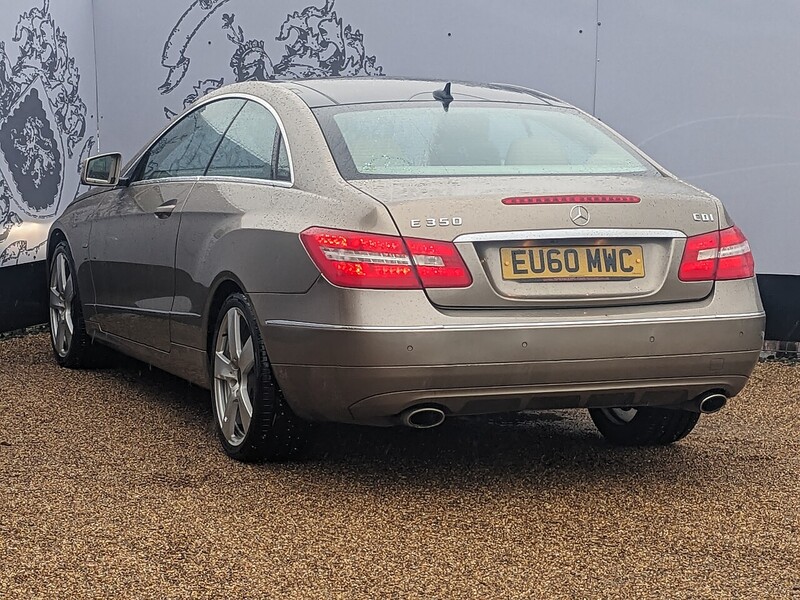 Used Mercedes-Benz E Class 2010 for sale - 77384778: Photo 7