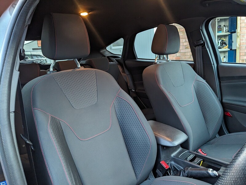 Used Ford Focus 2018 for sale - 76836670: Photo 12