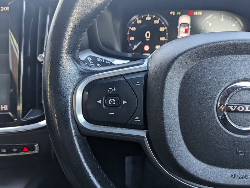 Used Volvo V60 2018 for sale - 77162021: Photo 19