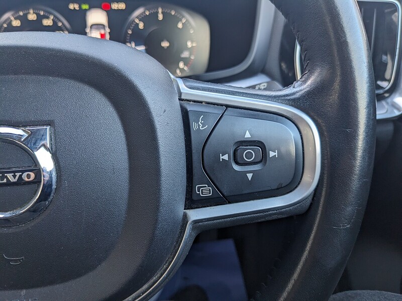 Used Volvo V60 2018 for sale - 77162021: Photo 20