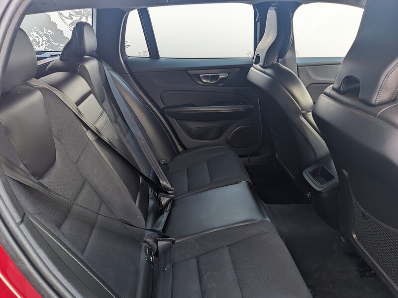 Used Volvo V60 2018 for sale - 77162021: Photo 6