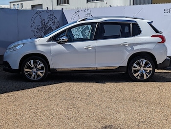 Used Peugeot 2008 2014 for sale - 78458972: Photo