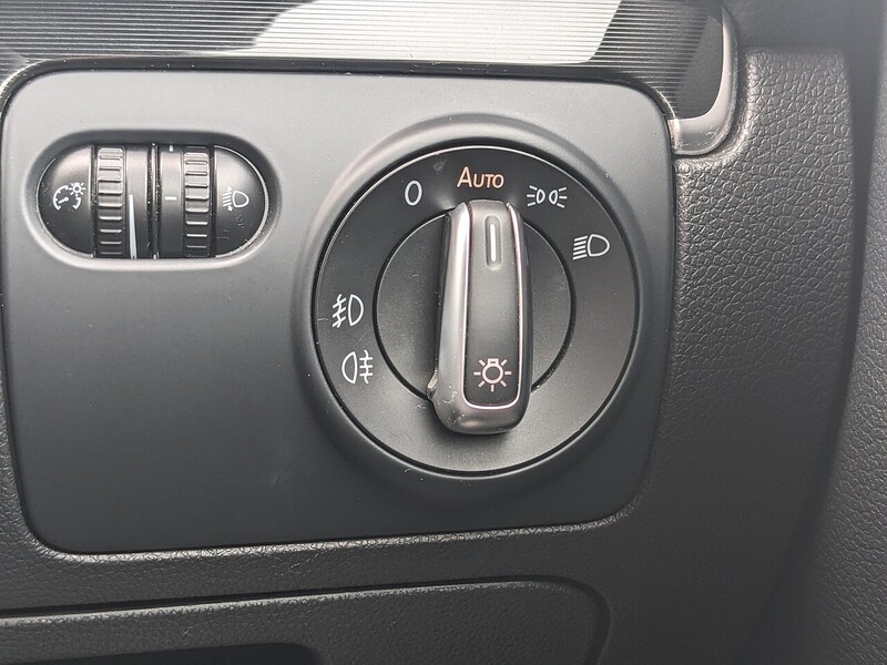 Used Volkswagen Golf 2016 for sale - 77998348: Photo 34