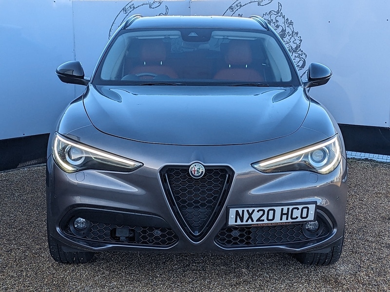 Used Alfa Romeo Stelvio 2020 for sale - 76626848: Photo 2