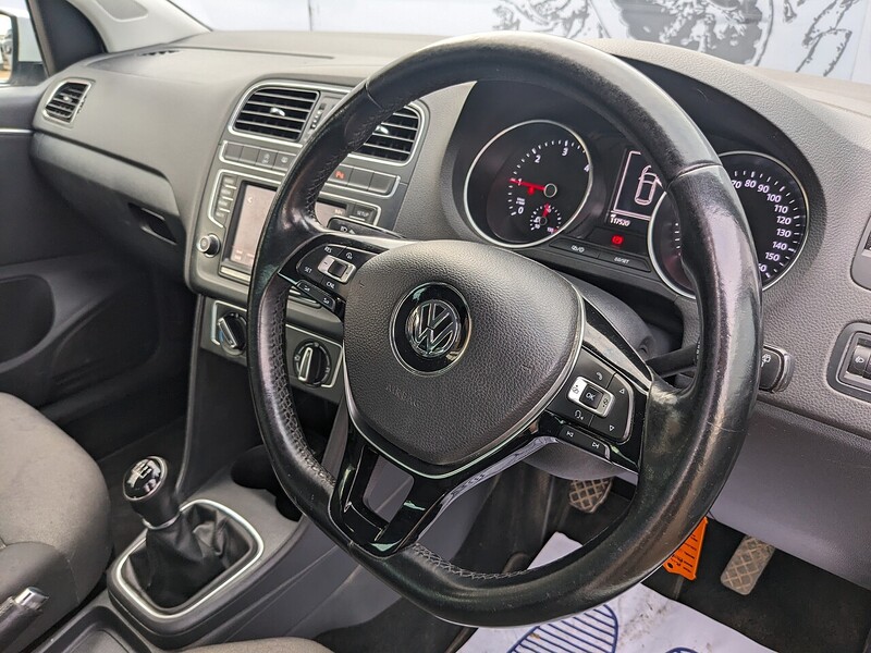 Used Volkswagen Polo 2014 for sale - 77250882: Photo 19