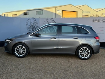 Used Mercedes-Benz B Class 2019 for sale - 76969732: Photo