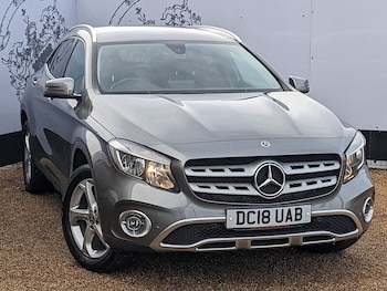 Used Mercedes-Benz GLA 2018 for sale - 77564100: Photo