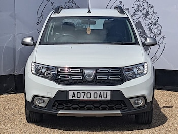 Used Dacia Sandero Stepway 2020 for sale - 79257895: Photo
