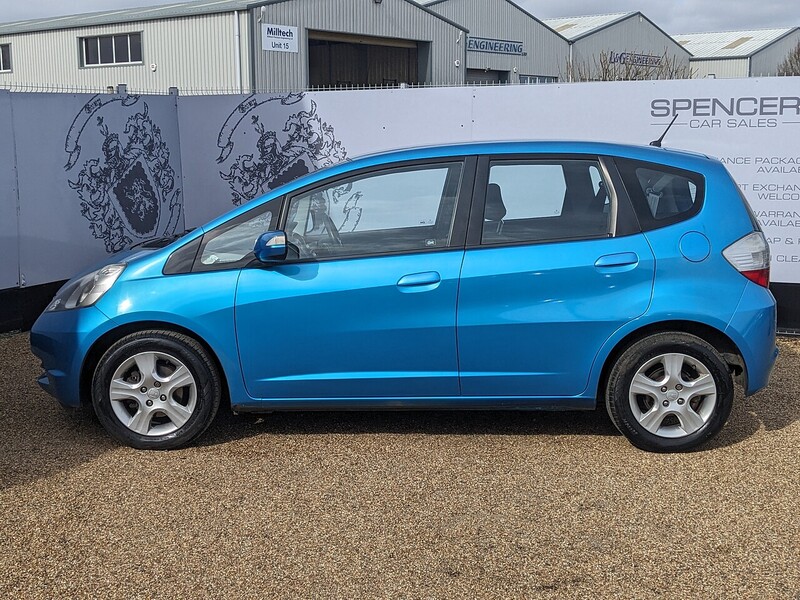 Used Honda Jazz 2010 for sale - 77846420: Photo 4