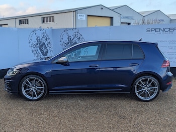 Used Volkswagen Golf 2018 for sale - 77213150: Photo