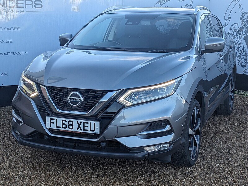 Used Nissan Qashqai 2018 for sale - 77080654: Photo 2