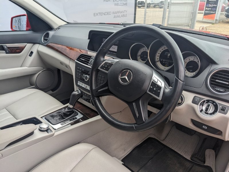 Used Mercedes-Benz C Class 2013 for sale - 76919772: Photo 14
