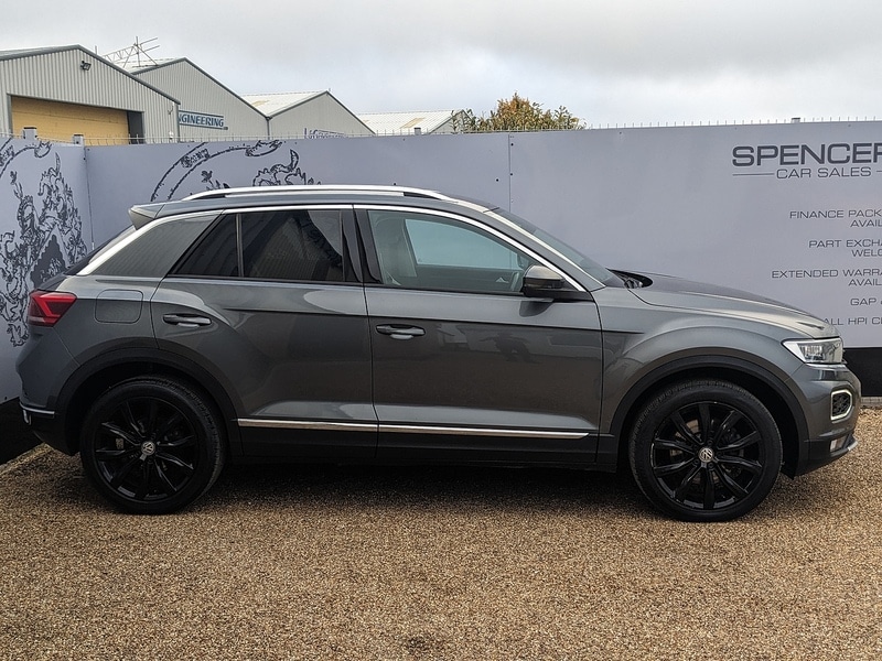 Used Volkswagen T-Roc 2018 for sale - 76323772: Photo 10