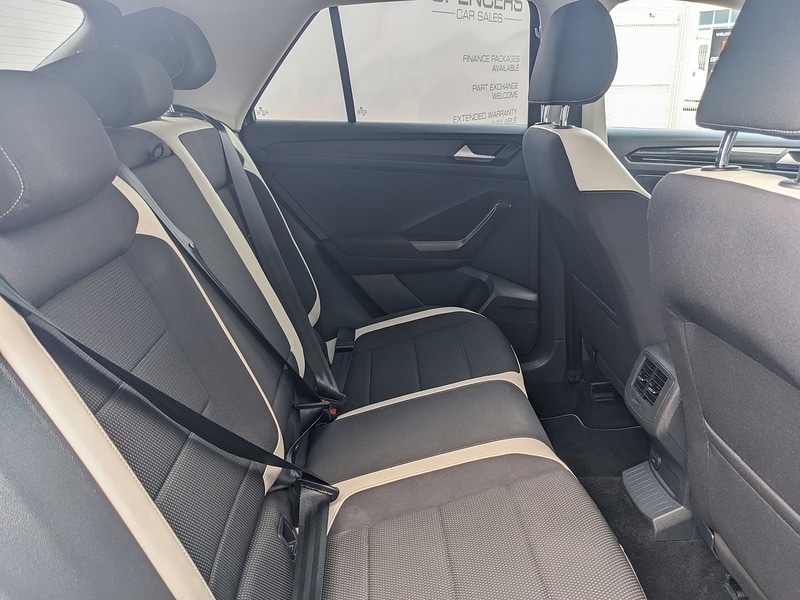 Used Volkswagen T-Roc 2018 for sale - 76323772: Photo 16